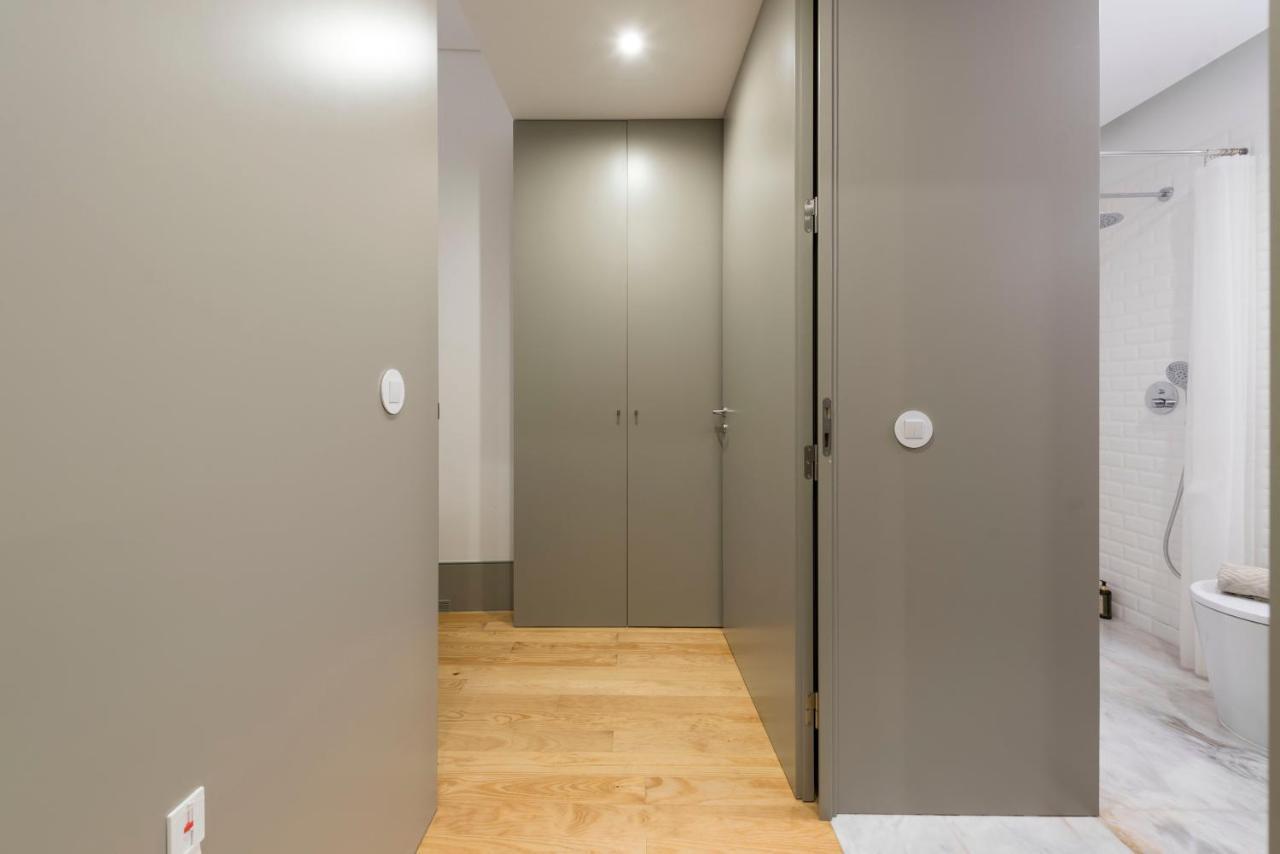 Lovelystay - Stylish Central Apartment By Bolhao Market ポルト エクステリア 写真