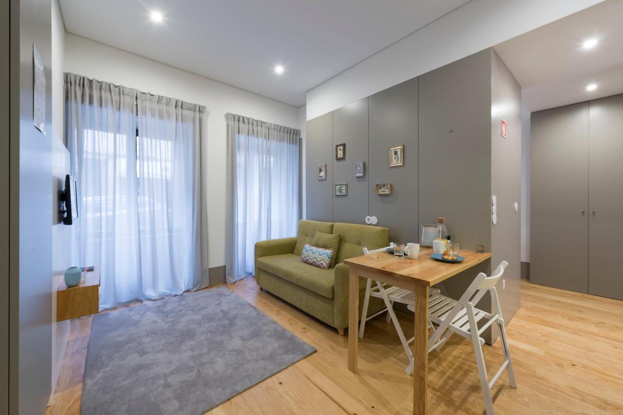 Lovelystay - Stylish Central Apartment By Bolhao Market ポルト エクステリア 写真
